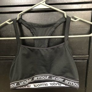 Under armour sports bra size small
